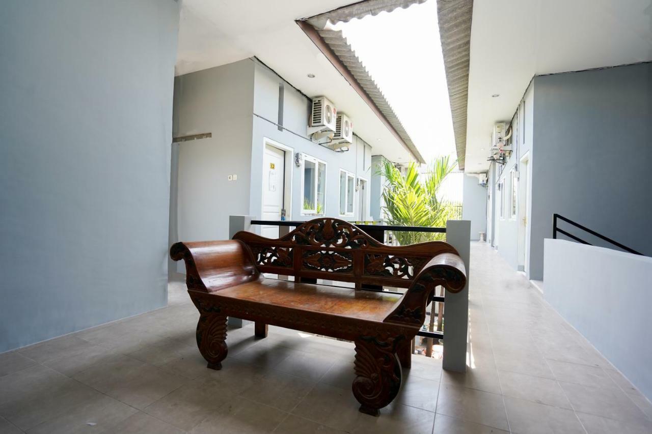 Oyo 1316 Mentari Family Homestay Probolinggo Exterior foto